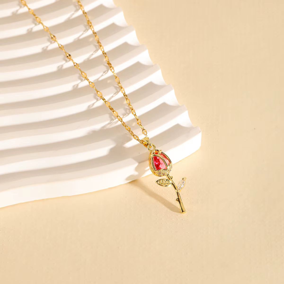 Collar Tulipán Rojo [Estuche de Lujo GRATIS]